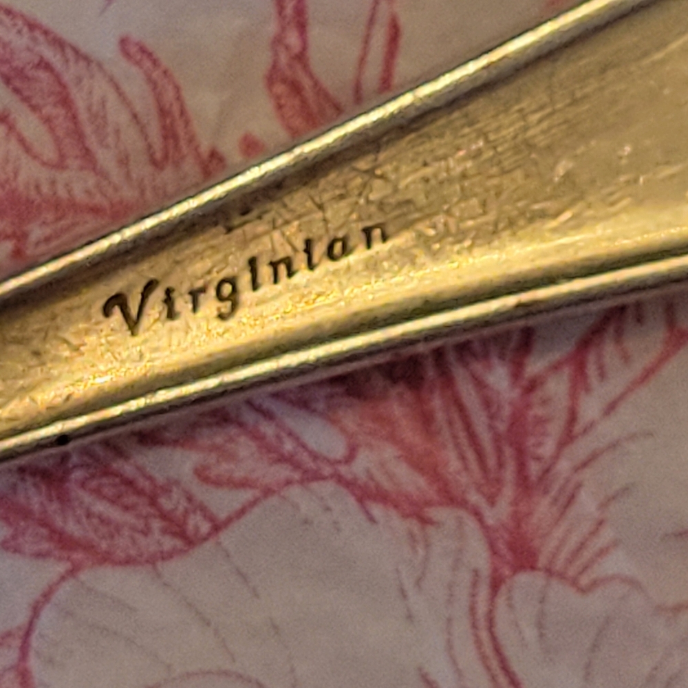 Vintage Sterling Oneida Virginian Teaspoon ~ Floral Pattern ~ 1940s+ - Picture 6 of 16